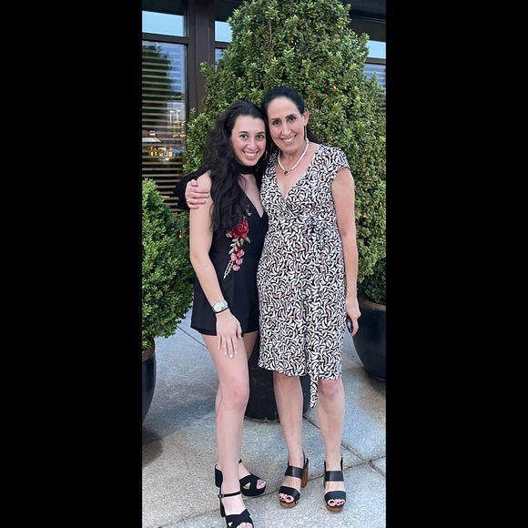 Meet The Posher - Picture 3 of 6